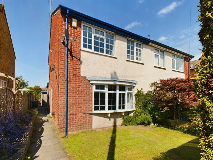 3 Bedroom Semi-Detached House To Rent In Lime Street, Harrogate, HG1