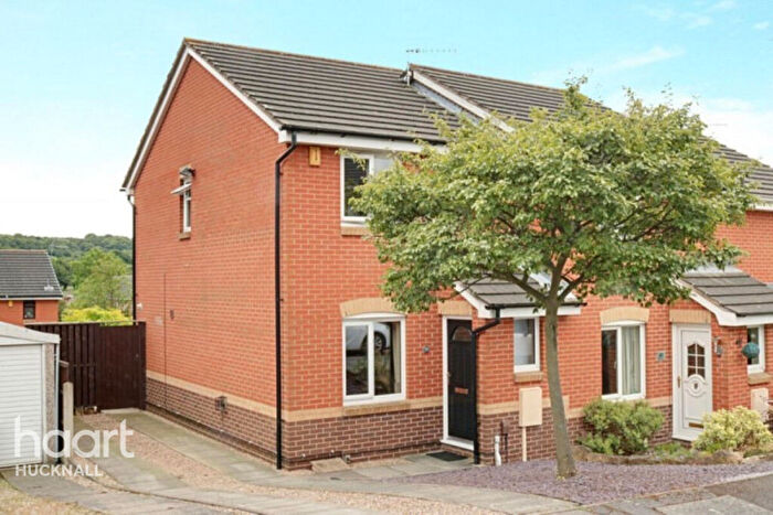 2 Bedroom End Of Terrace House For Sale In Beeston Close, Nottingham, NG6