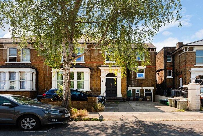 1 Bedroom Flat To Rent In Mercers Road, Tufnell Park / Archway, N19