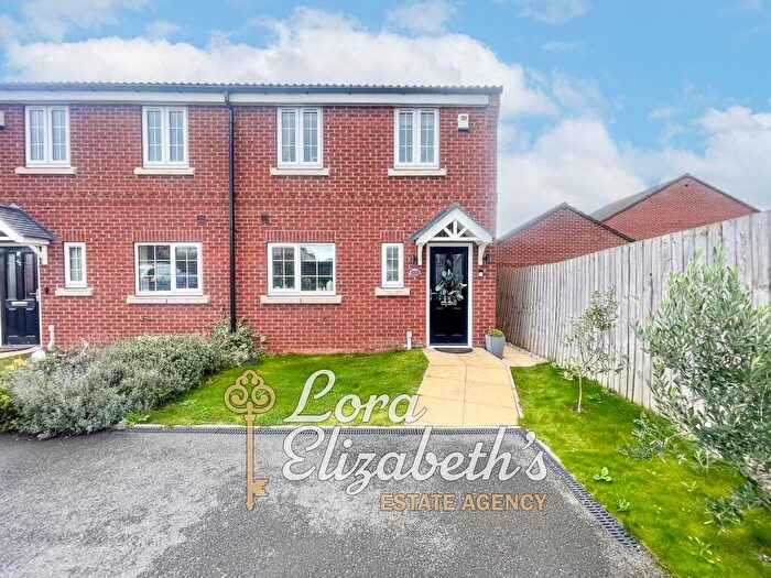 3 Bedroom Semi-Detached House For Sale In Unwin Road, Sutton-In-Ashfield, Nottinghamshire, NG17