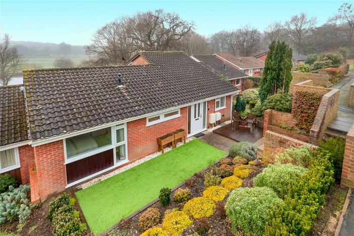 3 Bedroom Detached House To Rent In Gainsborough, Bracknell, Berkshire, RG12