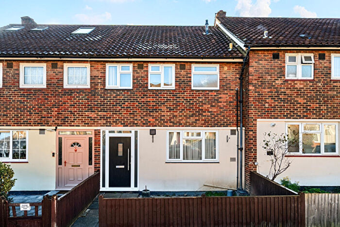 3 Bedroom Terraced House For Sale In Comerford Road, London, SE4