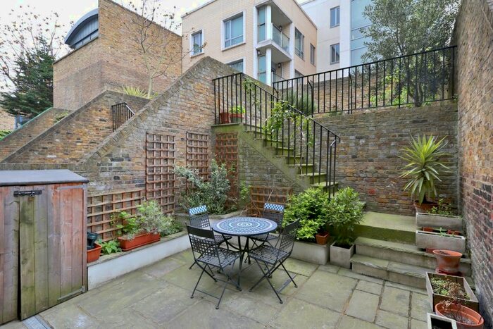 2 Bedroom Flat To Rent In Balfe Street, London, N1