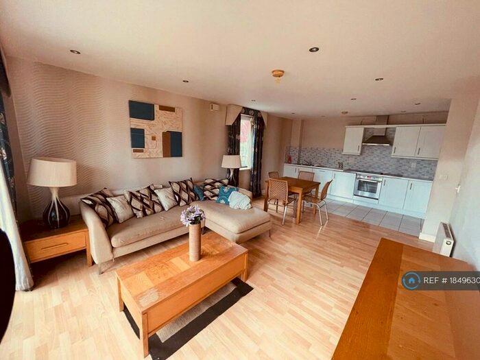 2 Bedroom Flat To Rent In Cubitt Way, Peterborough, PE2