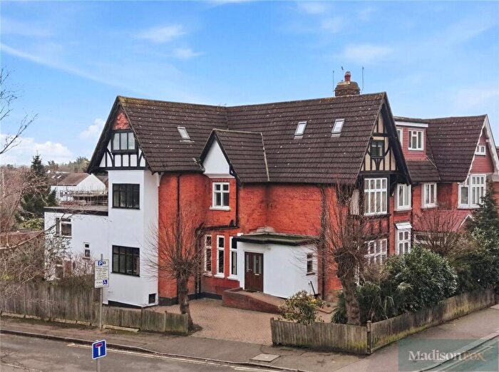 7 Bedroom Semi Detached House For Sale In High Road, Loughton, Essex, IG10