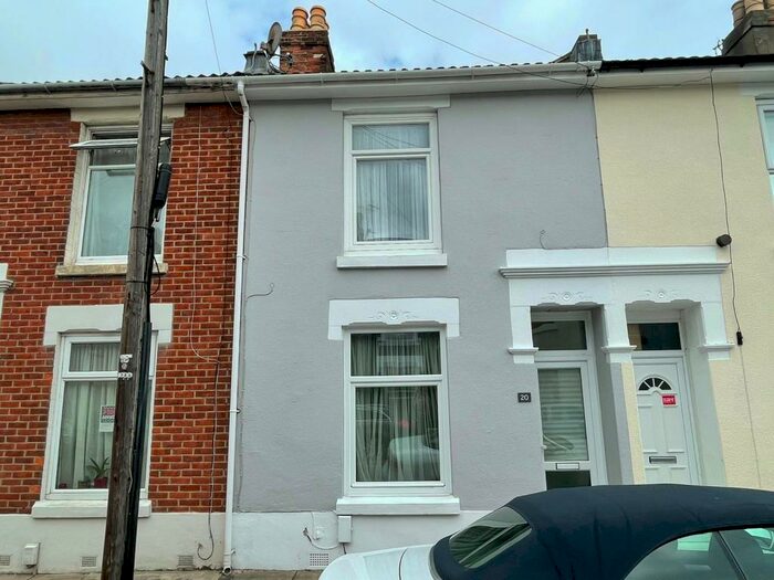 2 Bedroom House To Rent In Daulston Road, Portsmouth, PO1