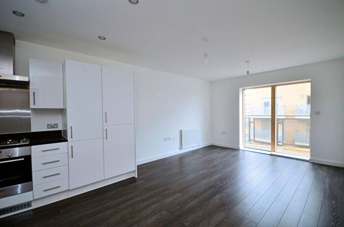 1 Bedroom Flat To Rent In Chris Pullen Way, Holloway, London, N7