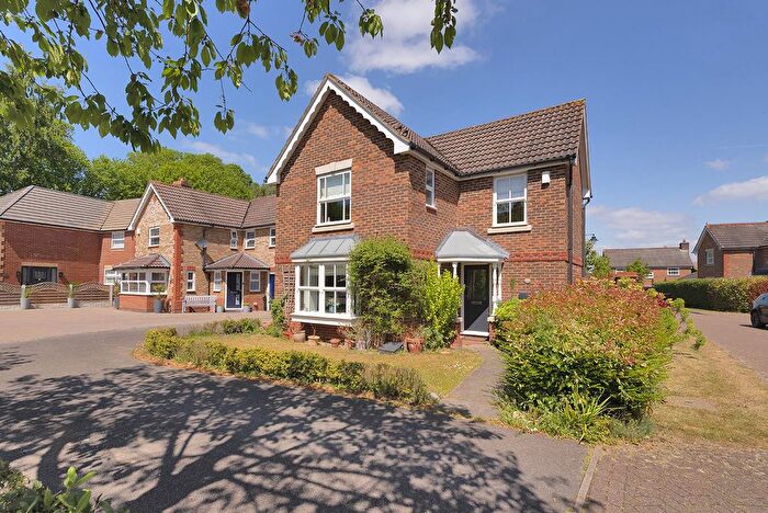 3 Bedroom Detached House For Sale In Anson Avenue, Kings Hill, ME19