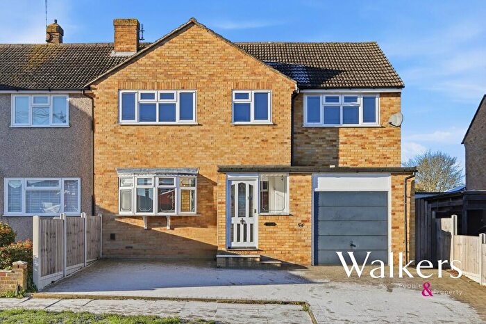 5 Bedroom Semi Detached House For Sale In Heath Drive, Chelmsford, CM2