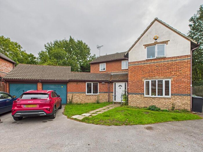 4 Bedroom Detached House For Sale In Wilby Lane, Anchorage Park, Portsmouth, PO3