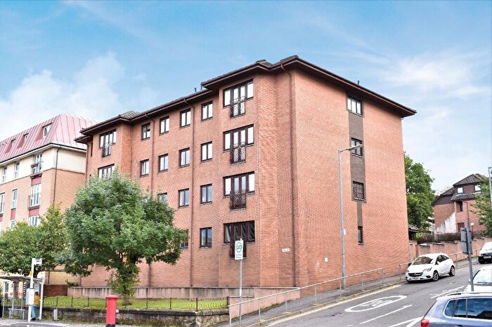 2 Bedroom Flat To Rent In Clarkston Road, Flat, Cathcart, Glasgow, G44