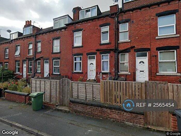 2 Bedroom Terraced House To Rent In Runswick Avenue, Leeds, LS11