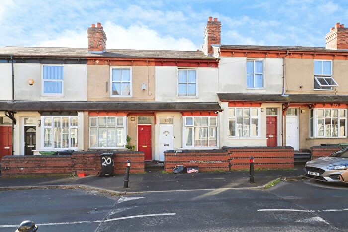 3 Bedroom Terraced House For Sale In Maxwell Road, Wolverhampton, West Midlands, WV2