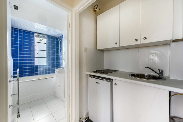 Studio To Rent In Sloane Avenue, Sloane Square, London, SW3