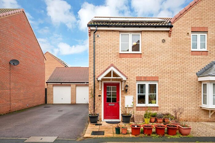 2 Bedroom Semi Detached House For Sale In Mistley Close, Barleythorpe, LE15