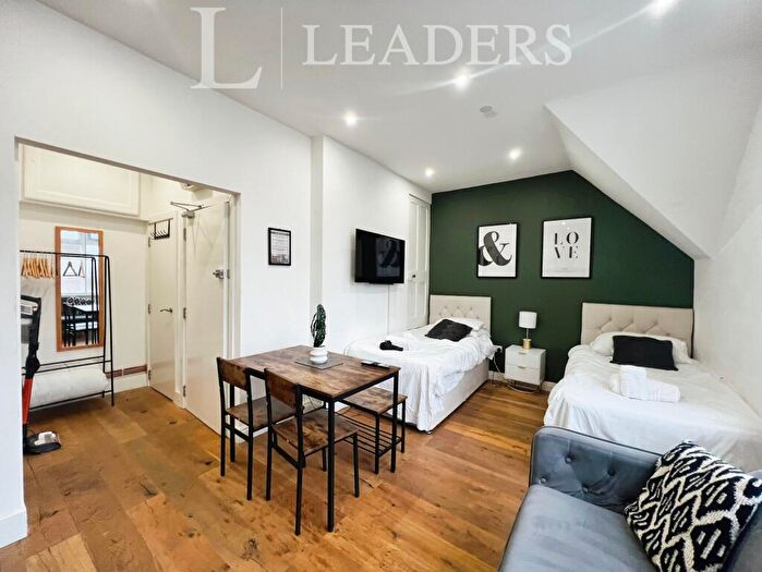 Studio To Rent In Well Street, Buckingham, MK18