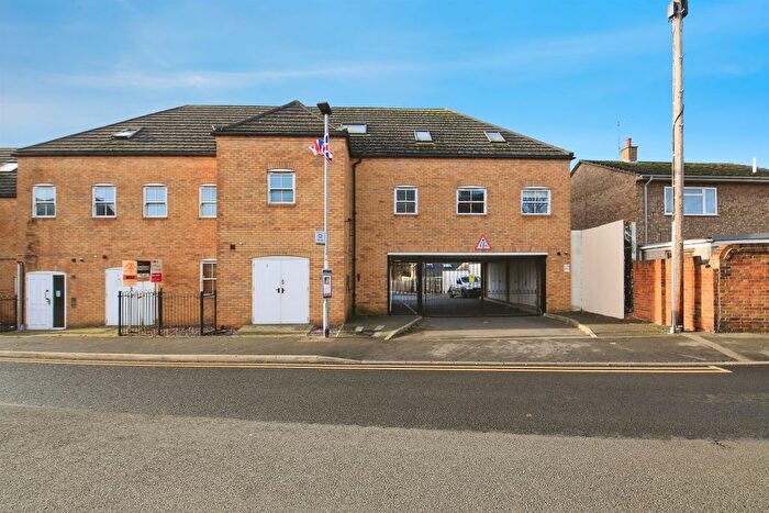 2 Bedroom Flat For Sale In Church Street, Stanground, Peterborough, PE2