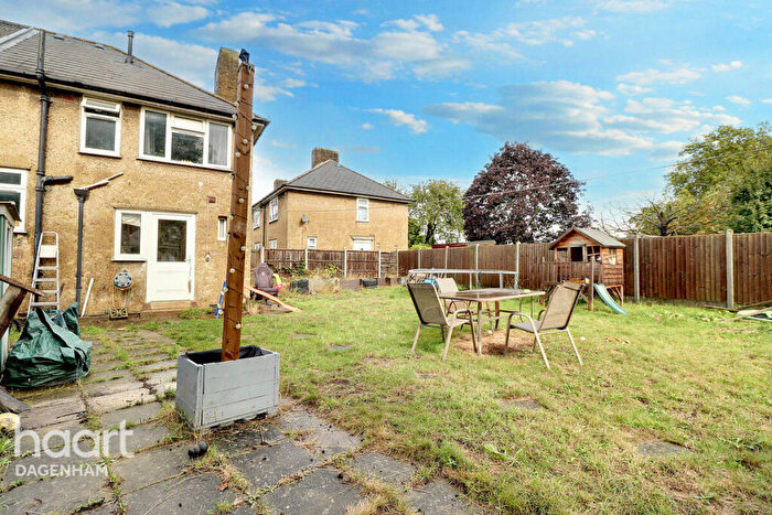 2 Bedroom End Of Terrace House For Sale In Babington Road, Dagenham, RM8