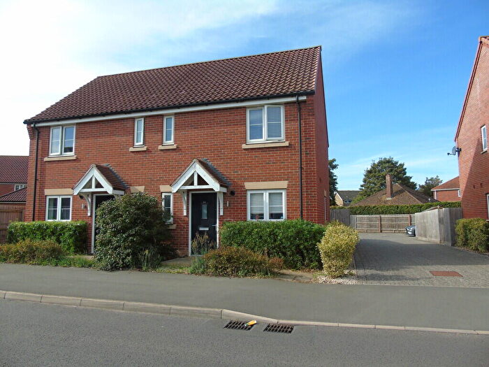 2 Bedroom Semi-Detached House To Rent In Segrave Road, King's Lynn, PE30