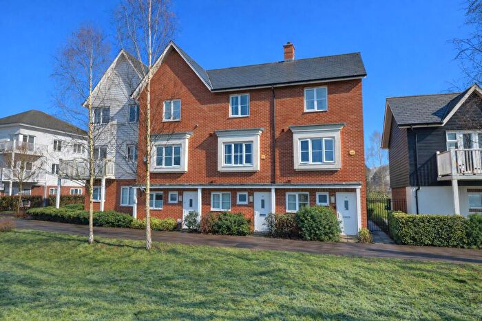 4 Bedroom Terraced House To Rent In Portland Road, High Wycombe, Buckinghamshire, HP11