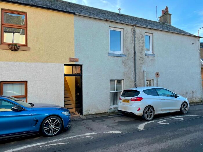 2 Bedroom Flat To Rent In North Back Road, Biggar, ML12