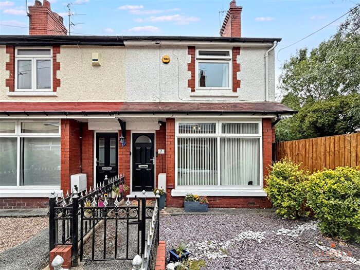2 Bedroom End Of Terrace House For Sale In Crescent Street, Cottingham, HU16