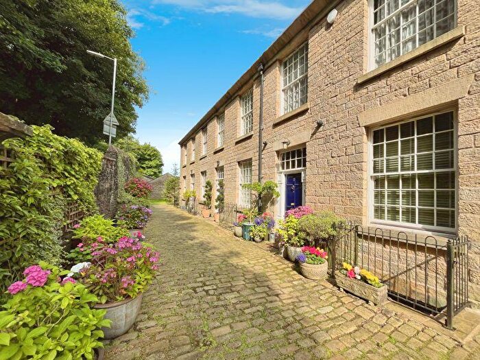 3 Bedroom Town House For Sale In Bridge Mill Threadfold Way Eagley, BL7