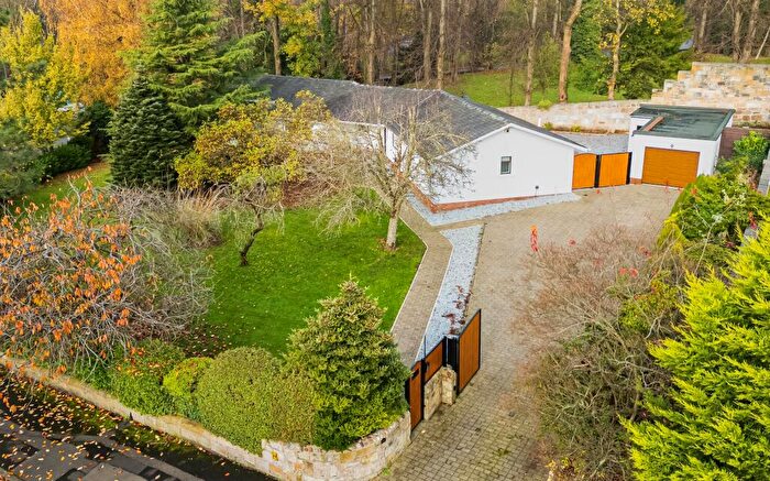 4 Bedroom Detached Bungalow To Rent In Dalkeith Avenue, Dumbreck, Bellahouston, Glasgow, G41