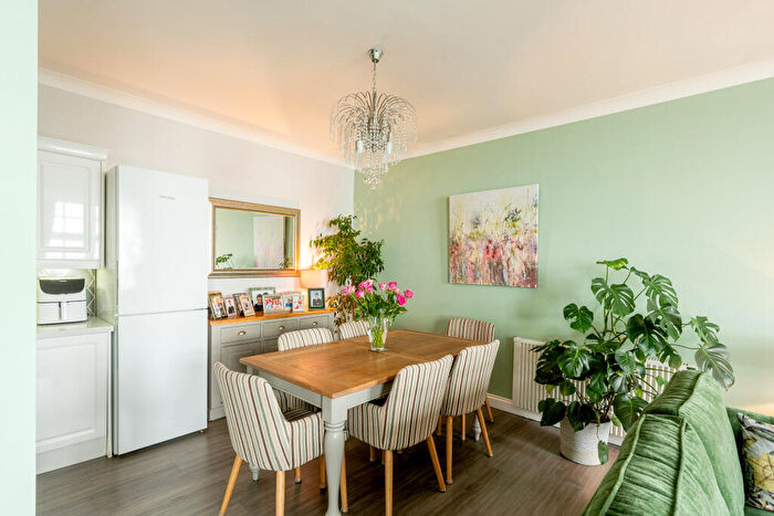 2 Bedroom Flat For Sale In Fedden Village, Nore Road, Portishead, BS20