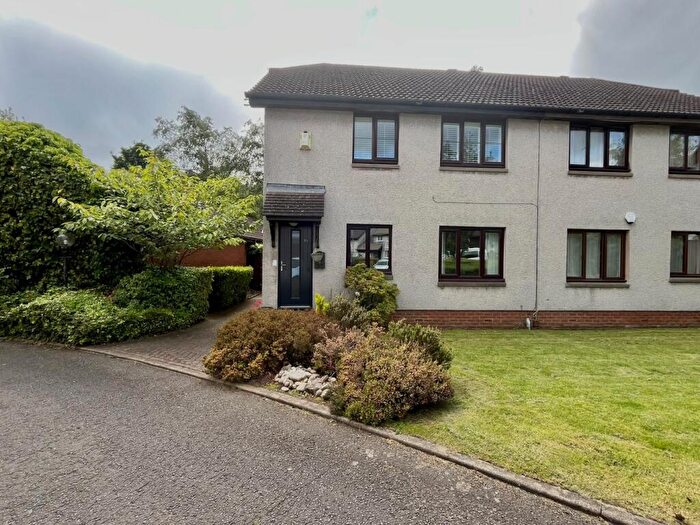 2 Bedroom Flat To Rent In Connaught Place, Trinity, Edinburgh, EH6