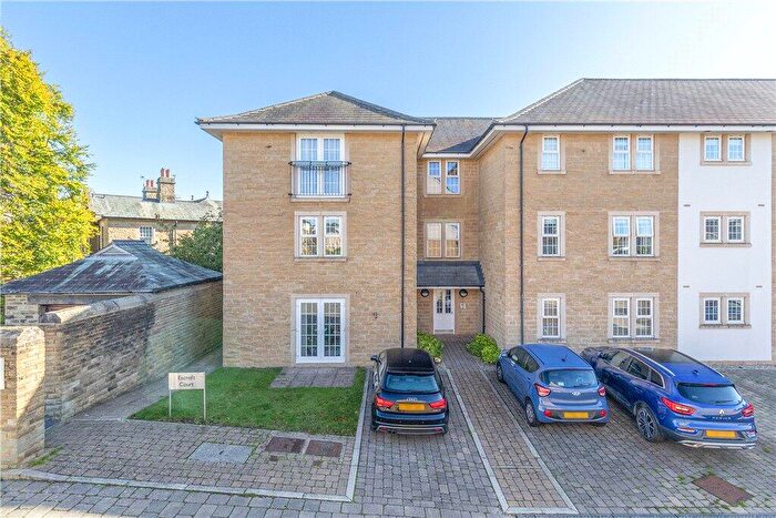 2 Bedroom Apartment For Sale In Clifford Drive, Menston, Ilkley, West Yorkshire, LS29