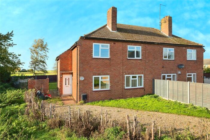 3 Bedroom Semi-Detached House For Sale In North Drove, Pode Hole, Spalding, Lincolnshire, PE11