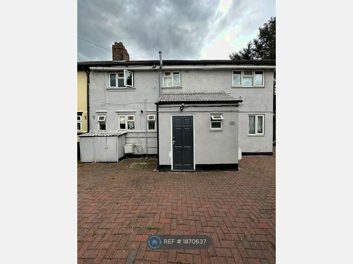 1 Bedroom Flat To Rent In West Park Close, London, RM6