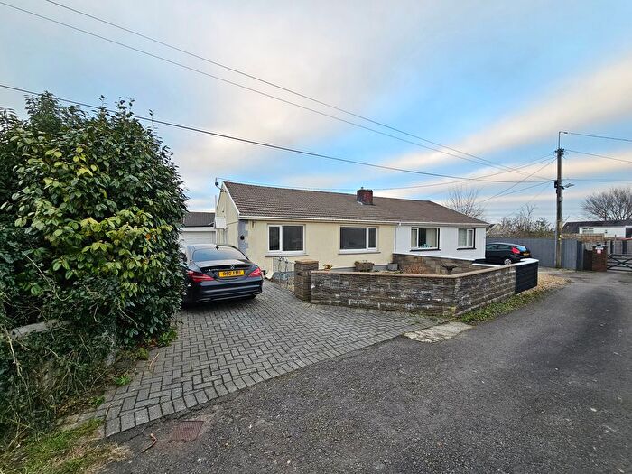 2 Bedroom Bungalow To Rent In Jubilee Lane, Swansea, SA4