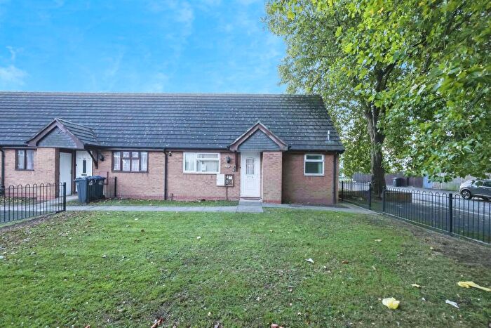 1 Bedroom Semi-Detached Bungalow For Sale In Eathorpe Close, Birmingham, B34