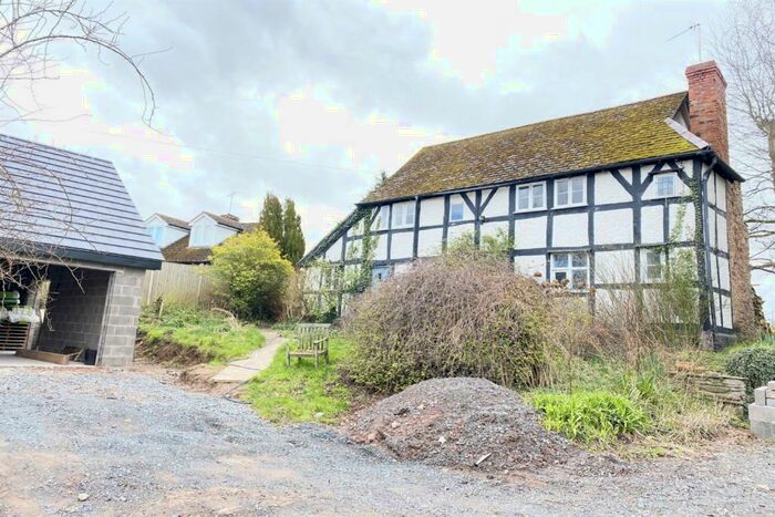 3 Bedroom Detached House For Sale In Staunton-On-Wye, Hereford, HR4