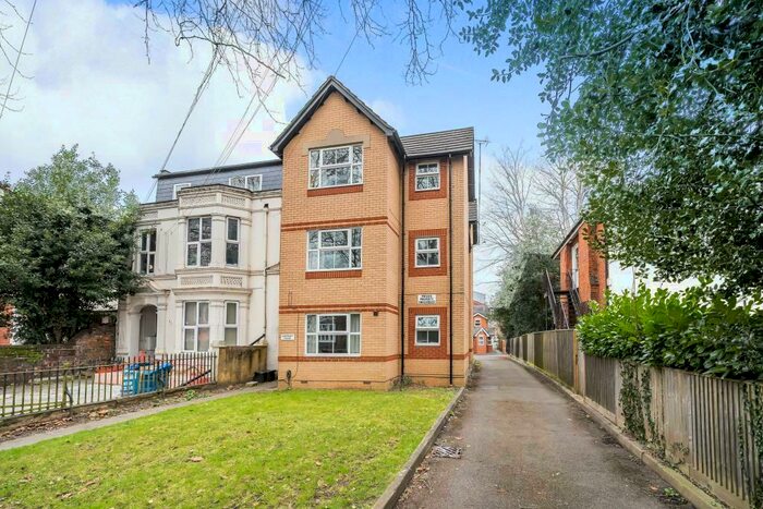 2 Bedroom Apartment To Rent In London Road, Reading, RG1