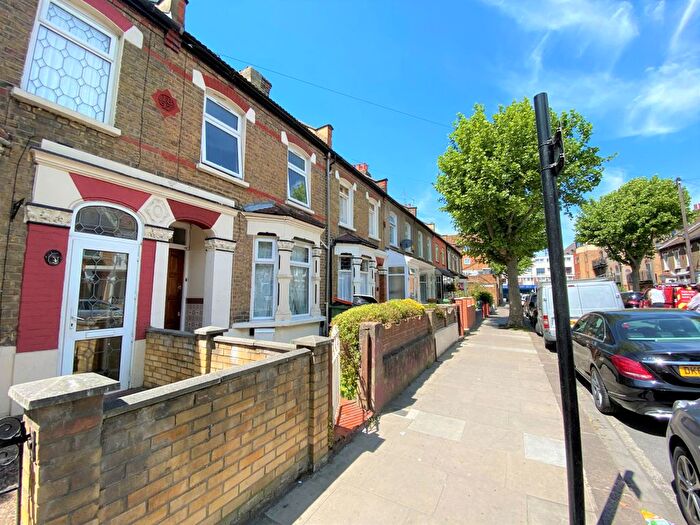 4 Bedroom Terraced House To Rent In St. Martin's Avenue, London, E6