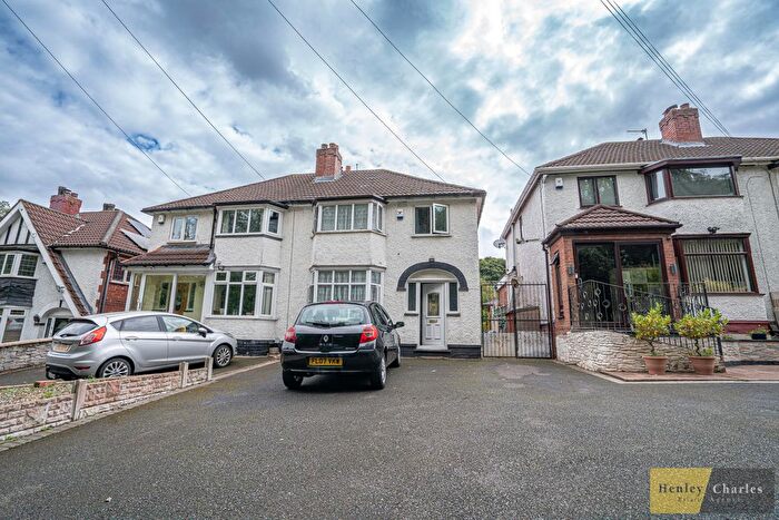 3 Bedroom Semi-Detached House To Rent In Camp Lane, Handsworth, Birmingham, B21