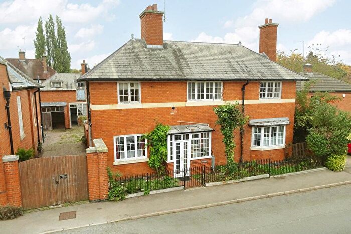 4 Bedroom Detached House For Sale In Doddridge Road, Market Harborough, LE16