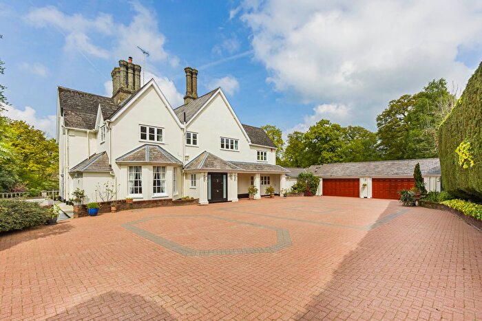 7 Bedroom Detached House For Sale In Grubbs Lane, Brookmans Park, AL9