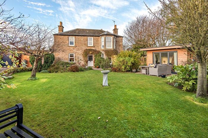 3 Bedroom Detached House For Sale In Wingfield, Crail, Anstruther, KY10