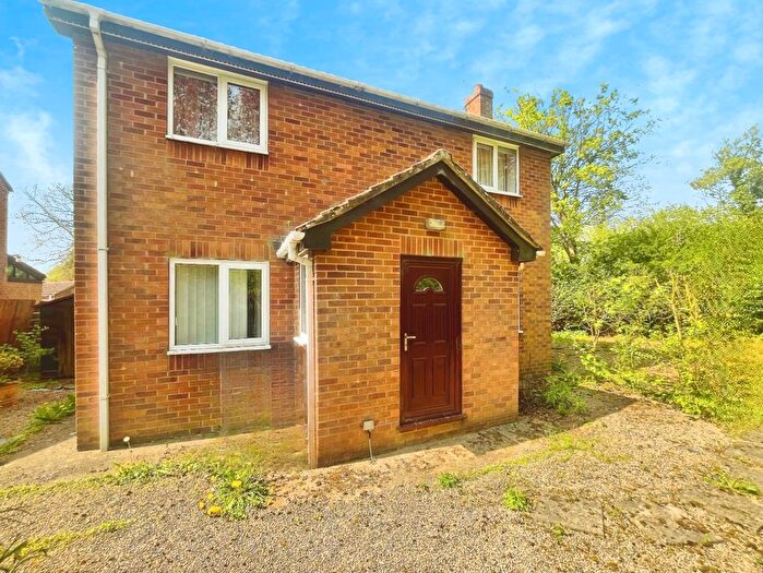 3 Bedroom Detached House For Sale In Whitelass Close, Thirsk, YO7