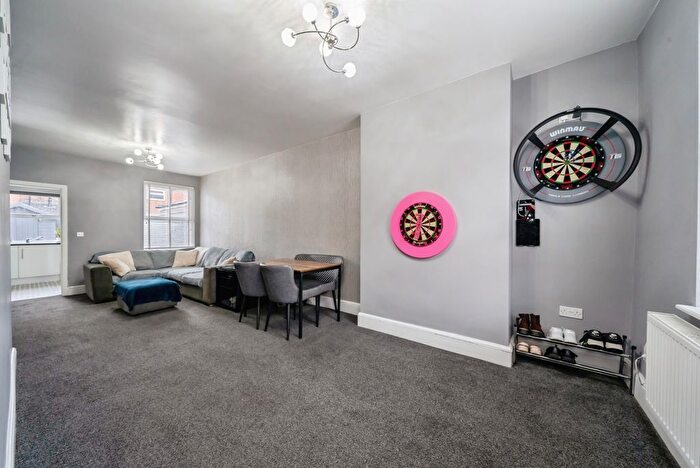 2 Bedroom Terraced House For Sale In Oldham Street, Warrington, Cheshire, WA4 - Photo 3