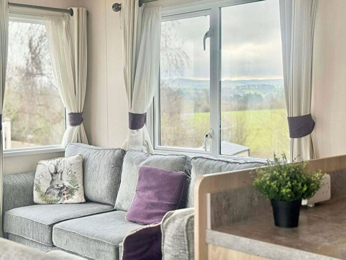 2 Bedroom Park Home For Sale In Ribble Valley Country Amp; Leisure Park, Paythorne, Clitheroe, BB7