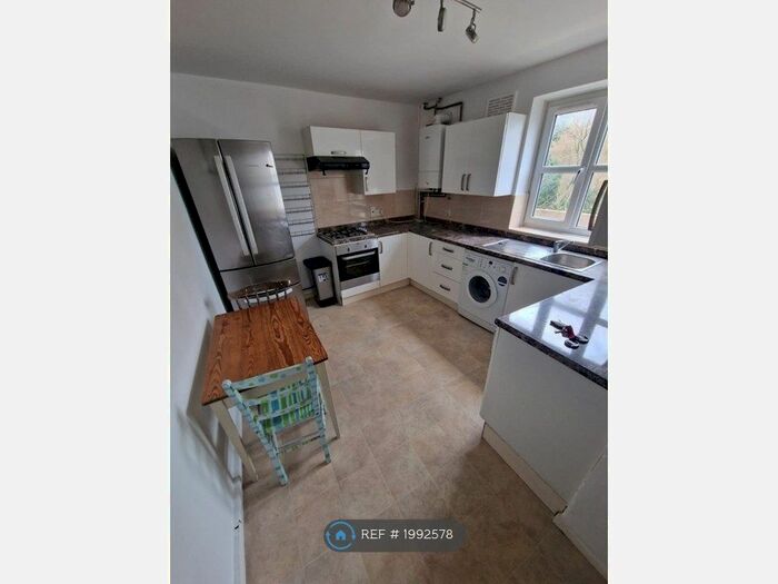 3 Bedroom Maisonette To Rent In Dartmouth Road, London, SE23