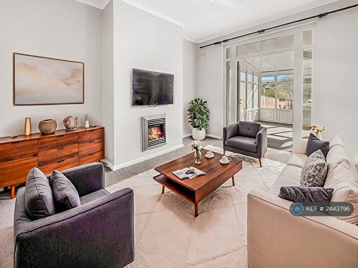 2 Bedroom Semi-Detached House To Rent In Booth Crescent, Rossendale, BB4