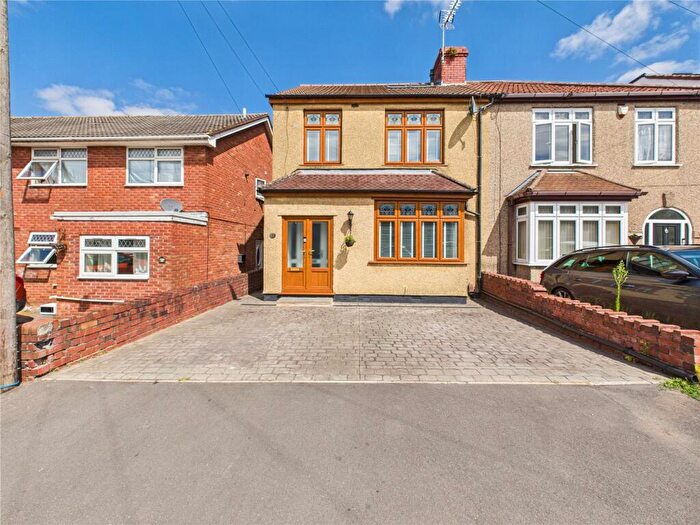 5 Bedroom Semi-Detached House For Sale In Glenroy Avenue, Kingswood, Bristol, BS15