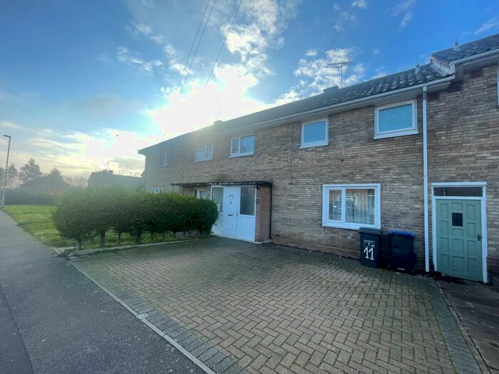 3 Bedroom Property To Rent In Witham Way, Northampton, NN5