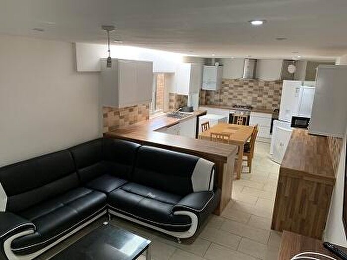 9 Bedroom Terraced House To Rent In Dawlish Road, Birmingham, B29